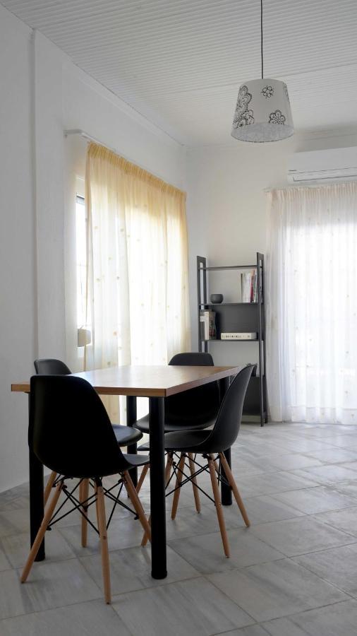 Villa Karras Vrasná المظهر الخارجي الصورة